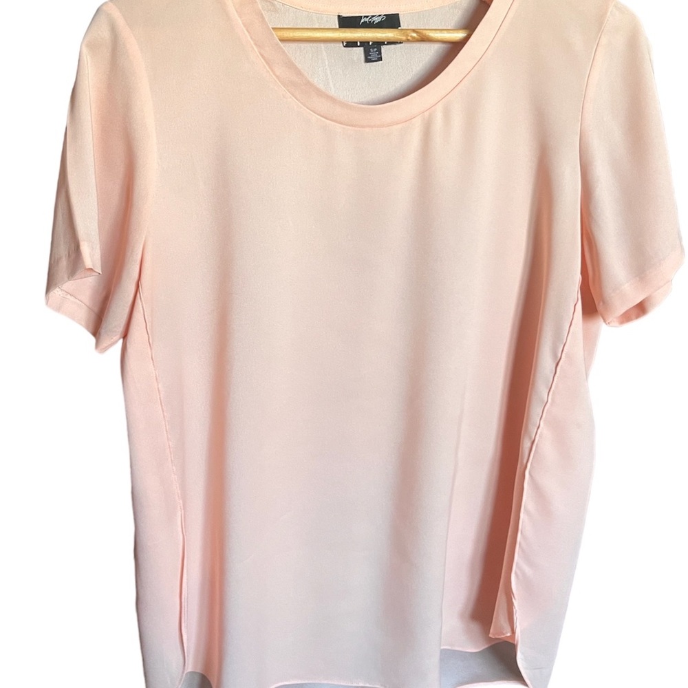 Round neck short sleeve blouse